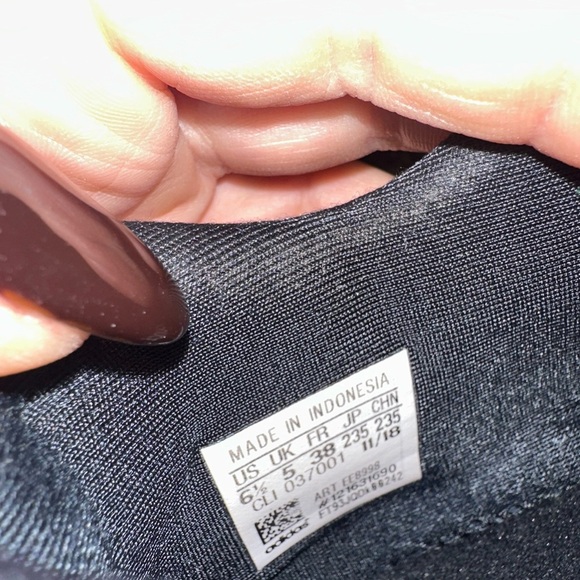 Adidas Bounce Edge Lux 3 Running Shoes CARBON BLACK EE8998 Size 6.5 WORN ONCE - Picture 8 of 12